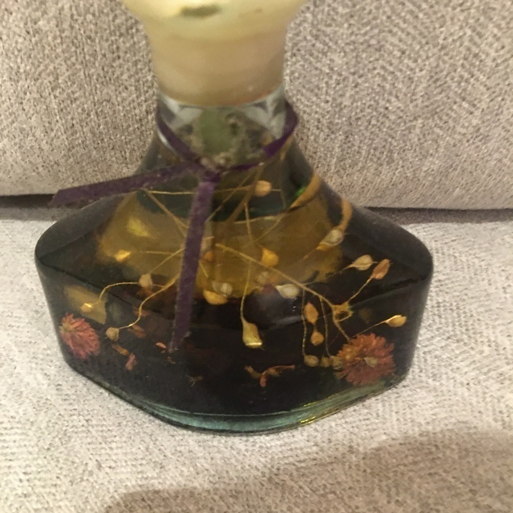 Ve vintage shampoo ornament bottle​​​​​​​​ - Picture 3 of 7